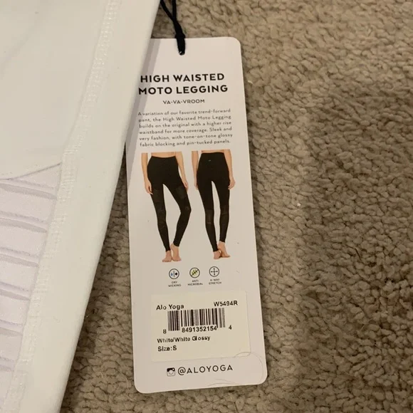 Alo high waisted moto leggings NWT - Picture 2 of 5